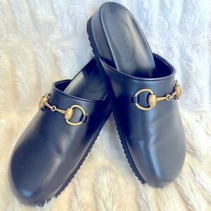 GUCCI black leather horsebit mules
